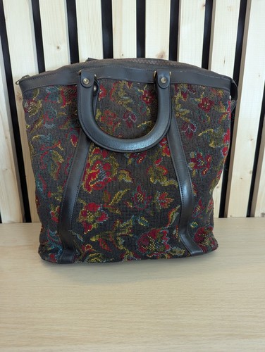 Vintage needlepoint lady - my,