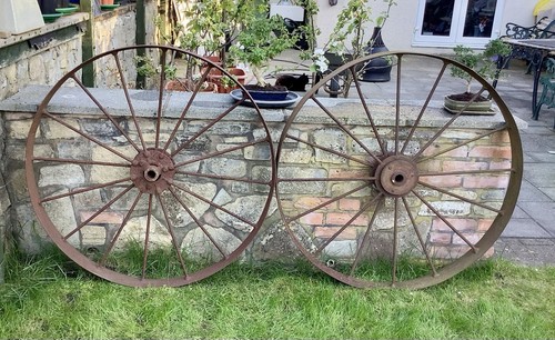 Large metal wheels - large,
