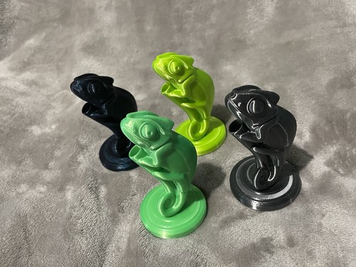 Cute chameleon 9cm desk - desk, tidy
