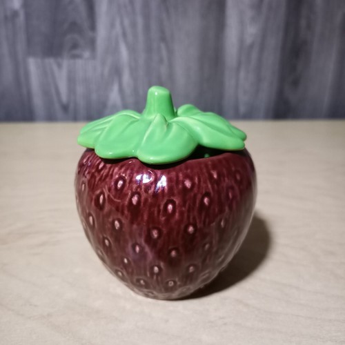 Vintage sylvac 585 strawberry - 585,
