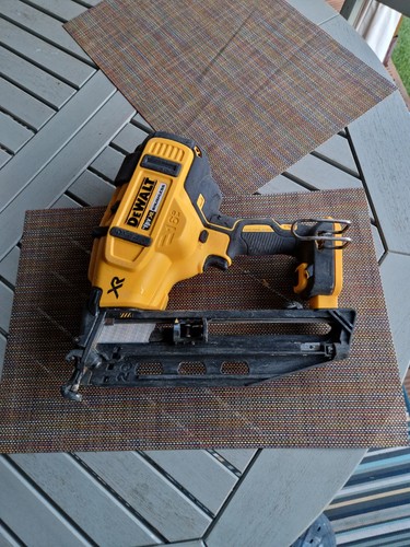 Dewalt dcn660n 18v - dewalt,