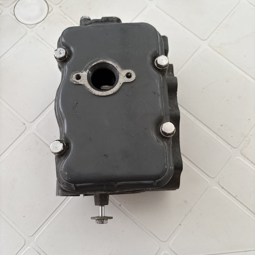 Honda outboard engine - outboard, cylinder