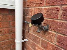 Outdoor Tap Lock Includes