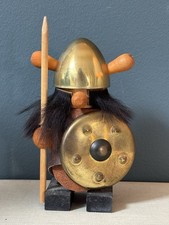 LJUNGSTRÖMS SWEDEN VINTAGE VIKING WARRIOR WOOD W/ BRASS METAL HELMET SHIELD