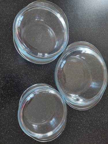 Pyrex clear casserole dishes - clear,
