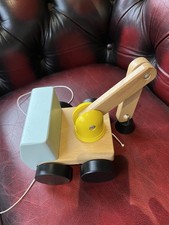 Wooden truck with magnetic arm-spare-no trailer 5 inches long