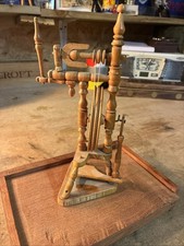 Vintage Wooden Miniature Sized Spinning Wheel In Good Condition