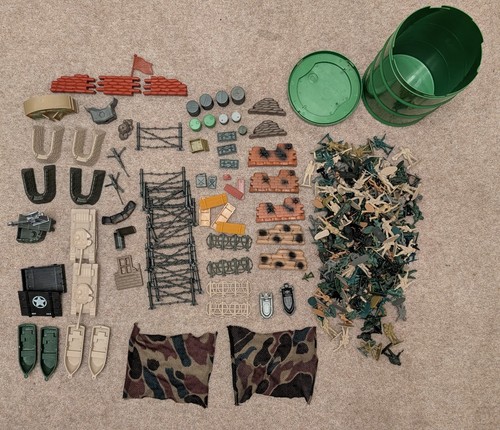 Army men and - men, environmental