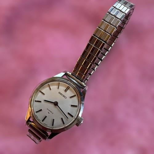 1974 year seiko vintage - seiko, manual