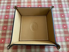 Genuine Italian leather