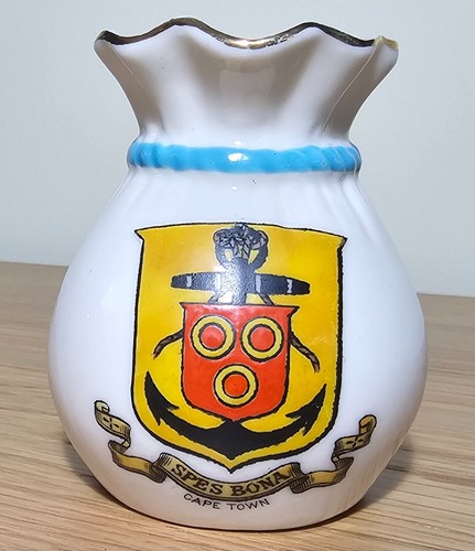 Goss bagware porcelain jug - porcelain,