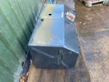 hydraulic oil tank