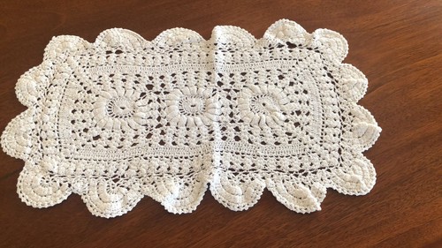 Table may doily pattern - may/doily,,