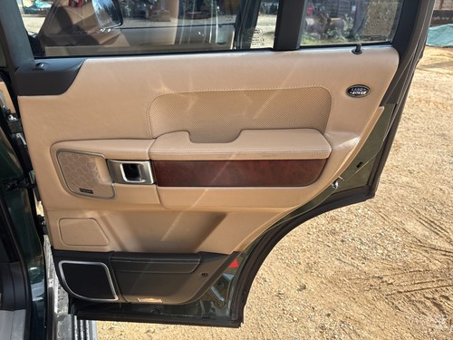 Range rover vogue - range, right