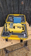 South ET-05L Digital Theodolite and Tripod