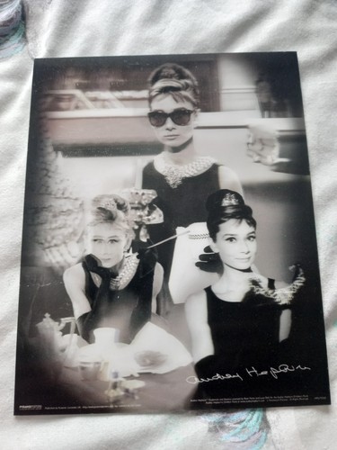 Audrey hepburn holagram - audrey,