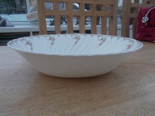 LOVELY WEDGWOOD PINK GARLAND