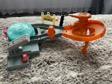 Lighting McQueen Play Track Set With 1 Car Fisher Price Toy