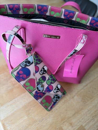 Betsey johnson pink xox - johnson, tote