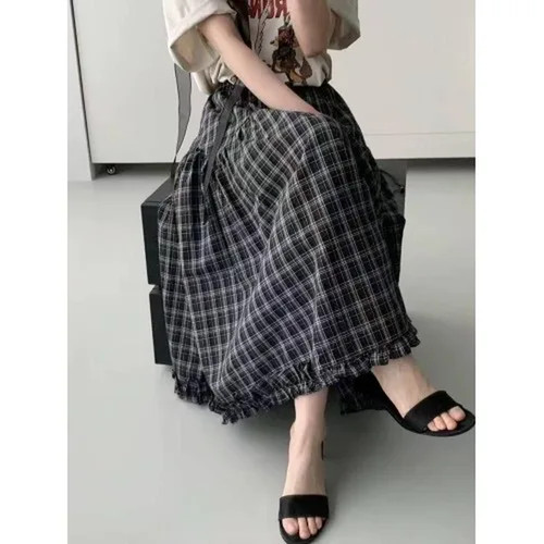 Retro black and white - black, plaid