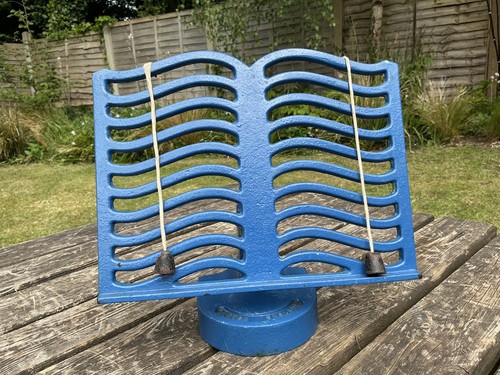 Victor england blue enamel - england,