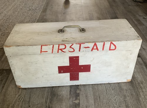 Vtg wooden first - aid, box