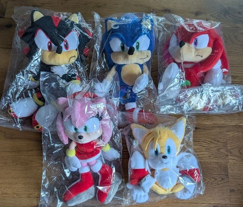 Sonic the hedgehog plush toy - the,
