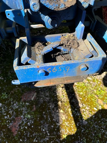 Leyland tractor pickup hitch - tractor,
