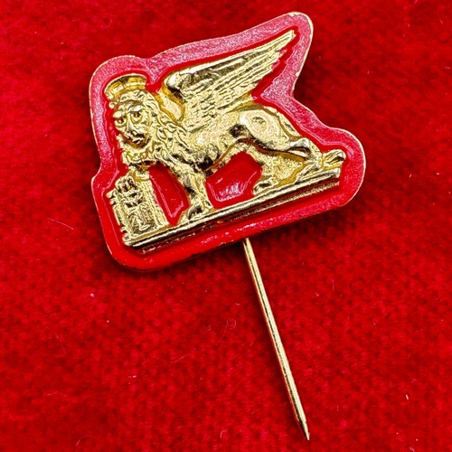 Lion brooch marco venezia - lion,