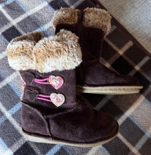 Clarks Girls Snuggle Folk Brown Seude Leather Boots UK7F 