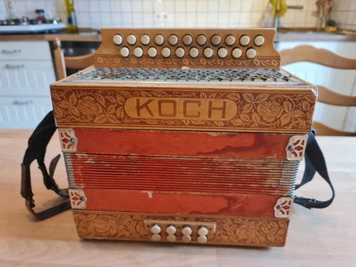 Postwar hohner accordion - hohner,