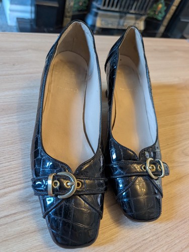 Clarks black leather - k,