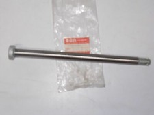 GENUINE NOS SUZUKI 1983 1985 GS750E ES AXLE BOLT REAR WHEEL 64711-31300