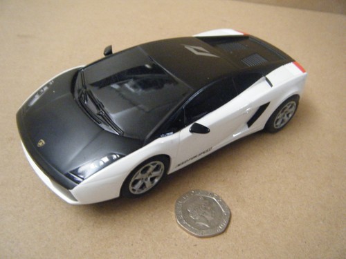Scalextric hornby lamborghini - scalextric/hornby, "lamborghini