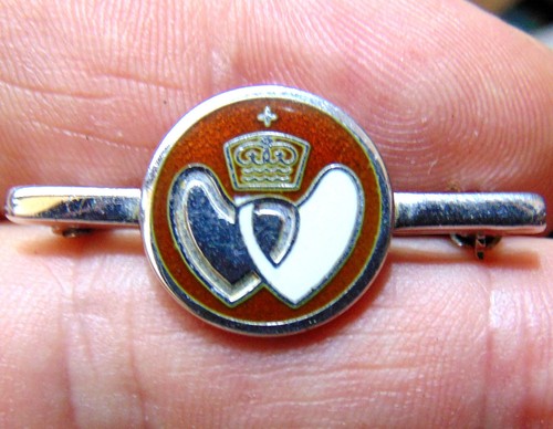 Blood donor bar badge brooch - blood, /