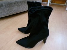 LADIES PRIMARK BLACK POINTED