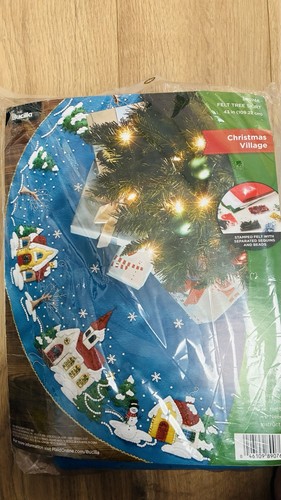 Bucilla christmas tree skirt - bucilla,