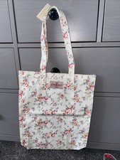 Cath Kidston Bleached Flowers