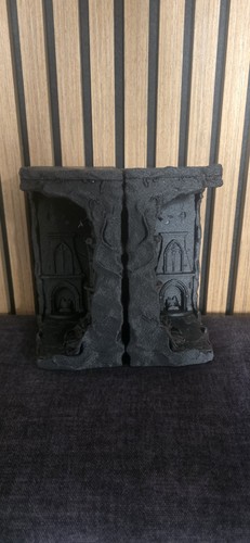 Gothic bookend the - bookend, lost