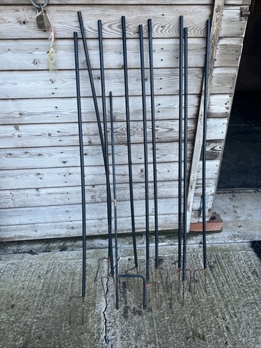 4ft chicken run - 9, stakes