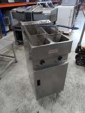 Valentine V2200 Electric Twin Tank / Basket Fryer  (1088) £1800 + Vat
