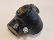 NOS GENUINE BMC WOLSELEY 1500, RILEY 1.5 RH FRONT LOWER TRUNNION 21H5152