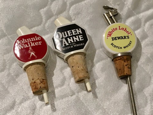 Vintage pub bar johnnie walker - bar,