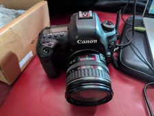 canon 5d mark iv with lens and Extra batteries....