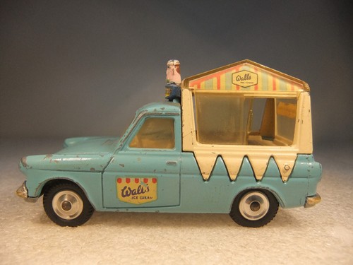 Vintage corgi 474 ford - corgi,
