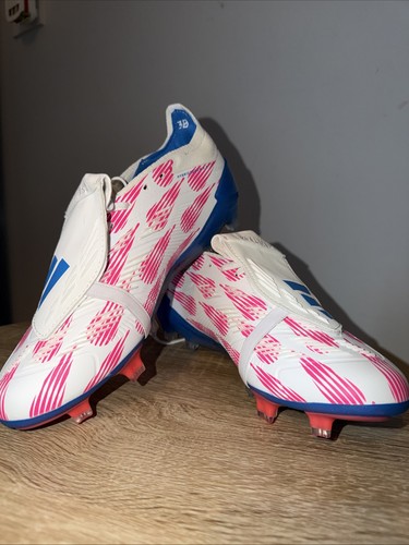 New predator football boots - predator,