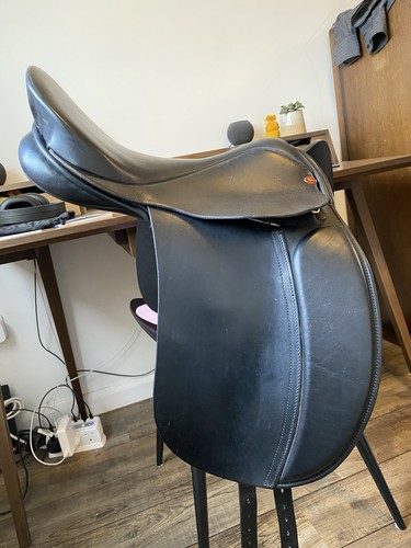 Black leather kes - 16.5”,