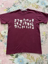 The Casual Connoisseur Men’s T-shirt Size Small