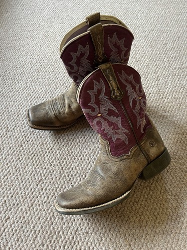 Ladies vintage leather ariat - ladies,