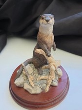 Border Fine Arts Otter